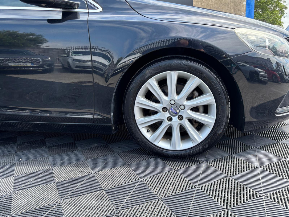 2015 Volvo V40 1.6L Petrol For Sale Images