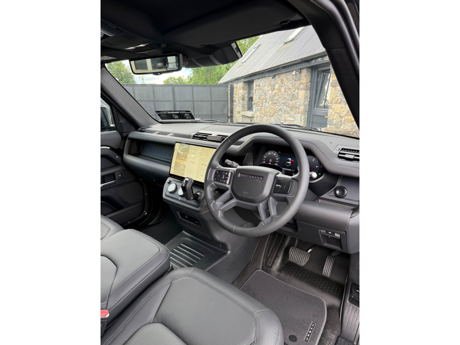 2026 Land Rover Defender 3L Diesel For Sale Images