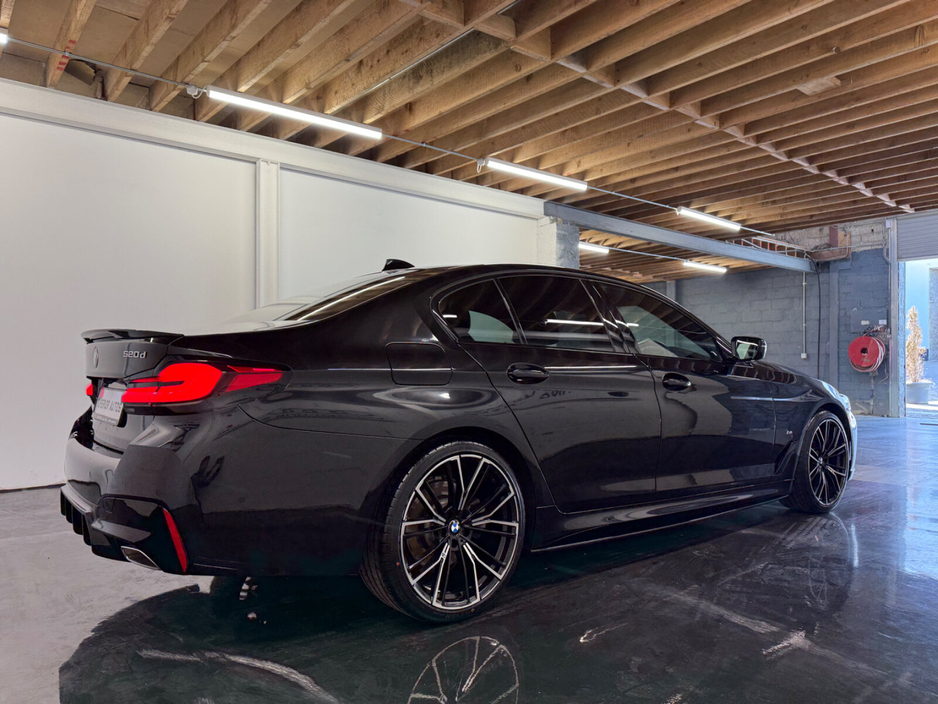 2021 BMW 5 Series 2L Diesel Hybrid For Sale Images