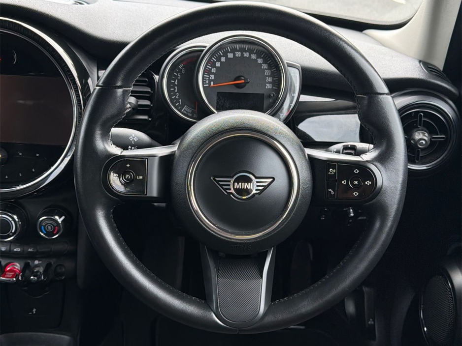2022 MINI Hatch 1.5L Petrol For Sale Images
