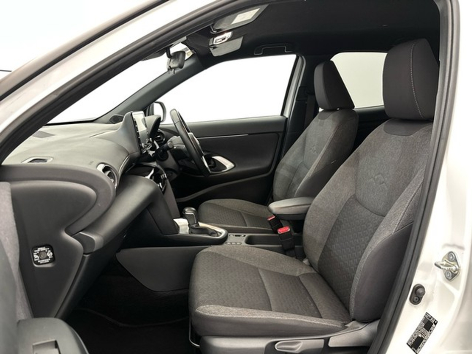 Toyota Yaris Cross LUNA SPORT — thumbnail 6