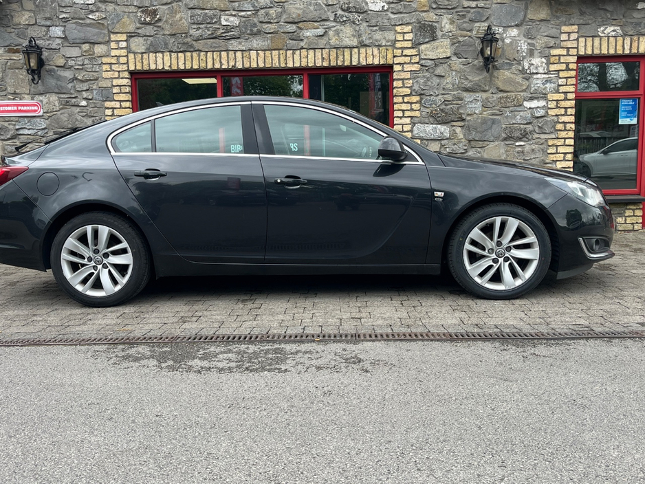 2014 Vauxhall Insignia 2L Diesel For Sale Images