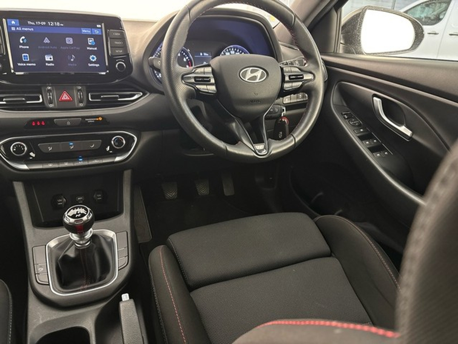 Hyundai i30 NLINE PETROL 5DR — thumbnail 9