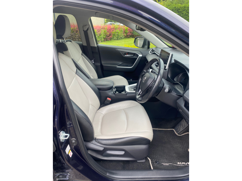 2019 Toyota Rav4 2.5L Petrol Hybrid For Sale Images