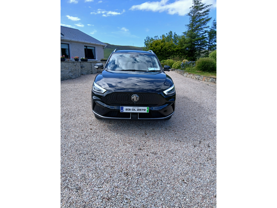 2023 MG ZS