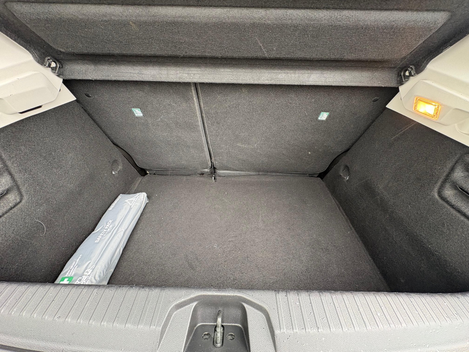 2022 Renault Clio 1L Petrol For Sale Images