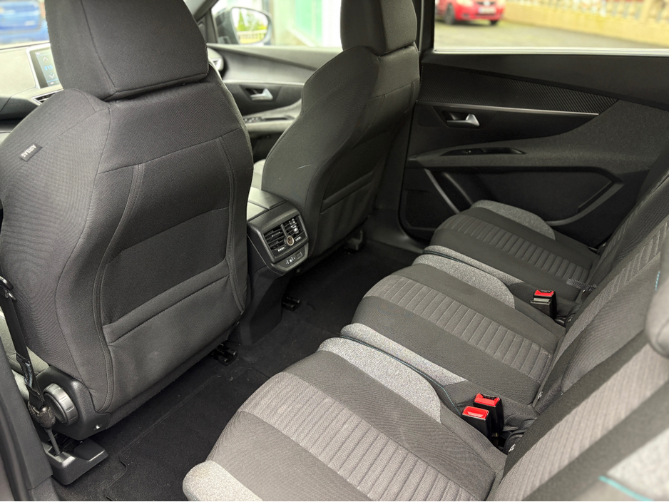 2023 Peugeot 5008 1.5L Diesel For Sale Images