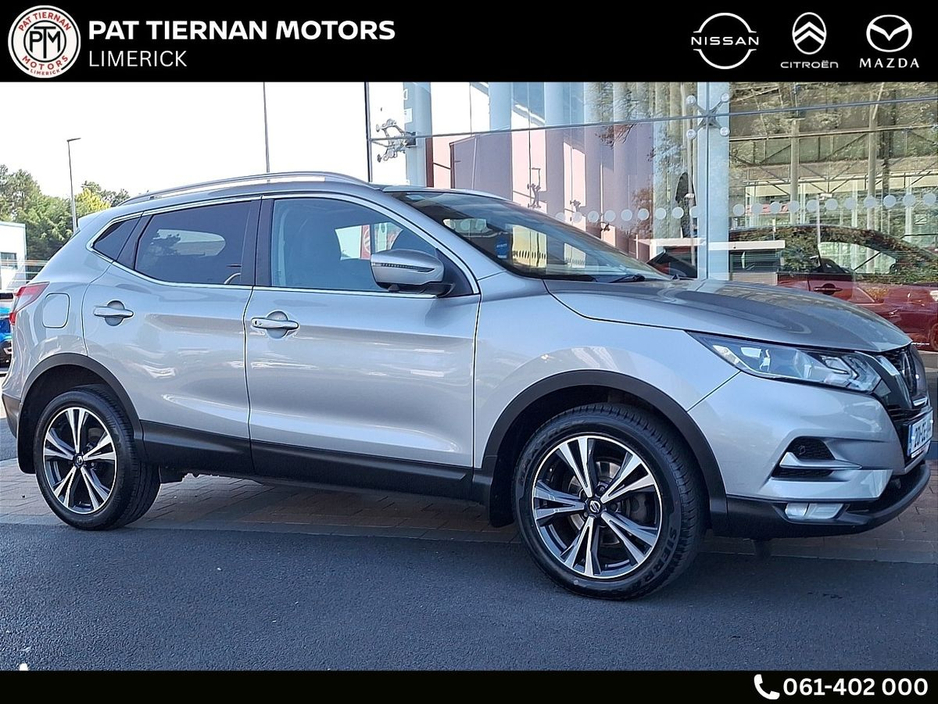 Nissan Qashqai 1.3 PET SV Premium + Leather seats