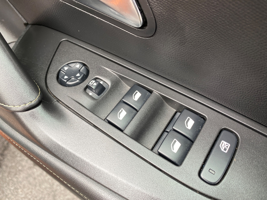 2020 Peugeot 2008 1.5L Diesel For Sale Images