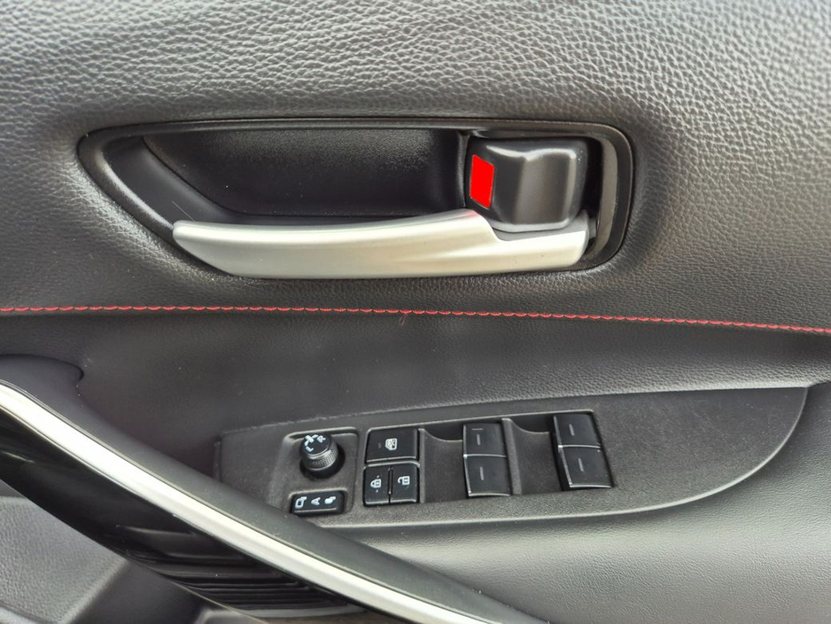 Toyota Corolla 1.8 HYBRID / SPORT SPEC / LOW MILEAGE / TAX €180 — thumbnail 29