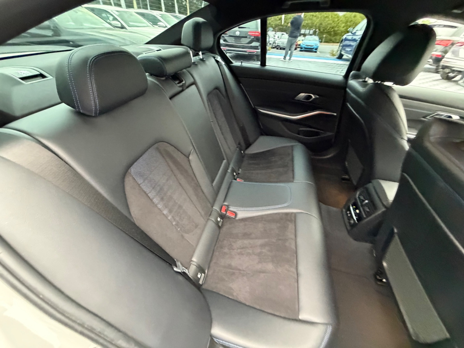 BMW 3 Series M-SPORT X-DRIVE - 2.0L DIESEL - AUTO - 12M WARRANTY - CAR: 2473 — thumbnail 33