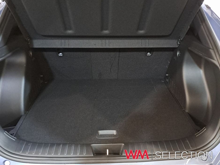 Hyundai Kona N Line 218 - 65.4 kWh Auto — thumbnail 12