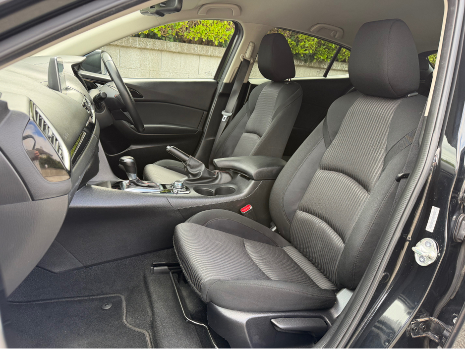 2016 Mazda Mazda3 2L Petrol For Sale Images