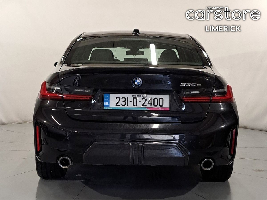 BMW 3 Series 330e M Sport *M PERFORMANCE EXTERIOR KIT* — thumbnail 4
