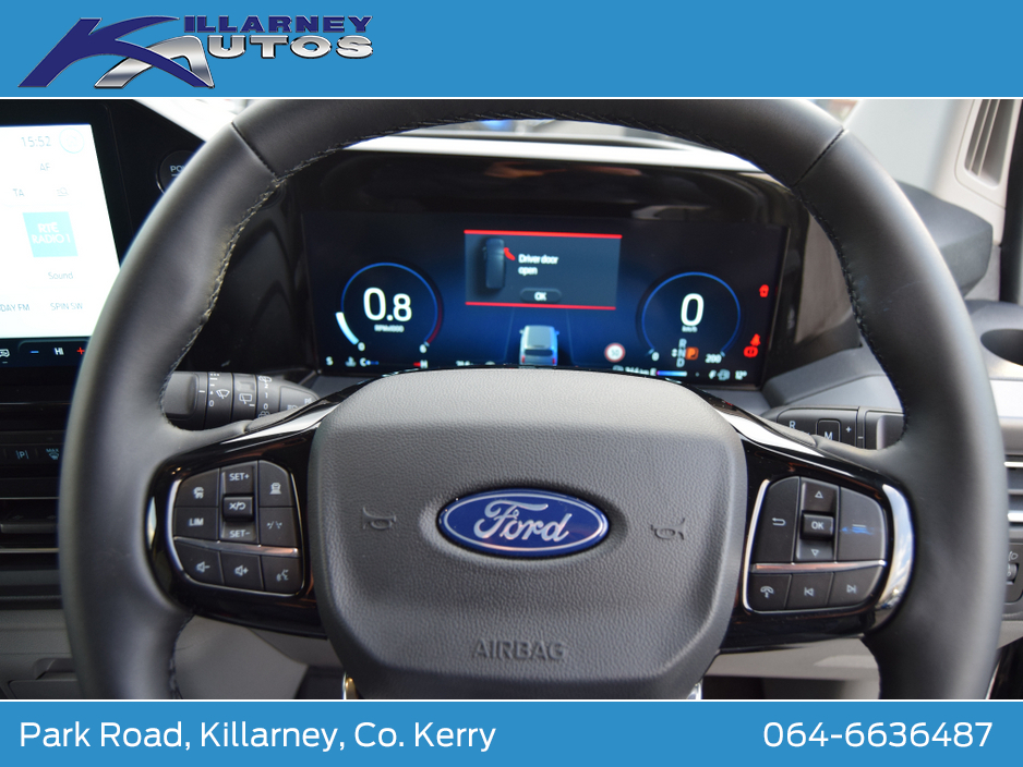 2026 Ford Tourneo Custom 2.5L Petrol Plug-in Hybrid For Sale Images