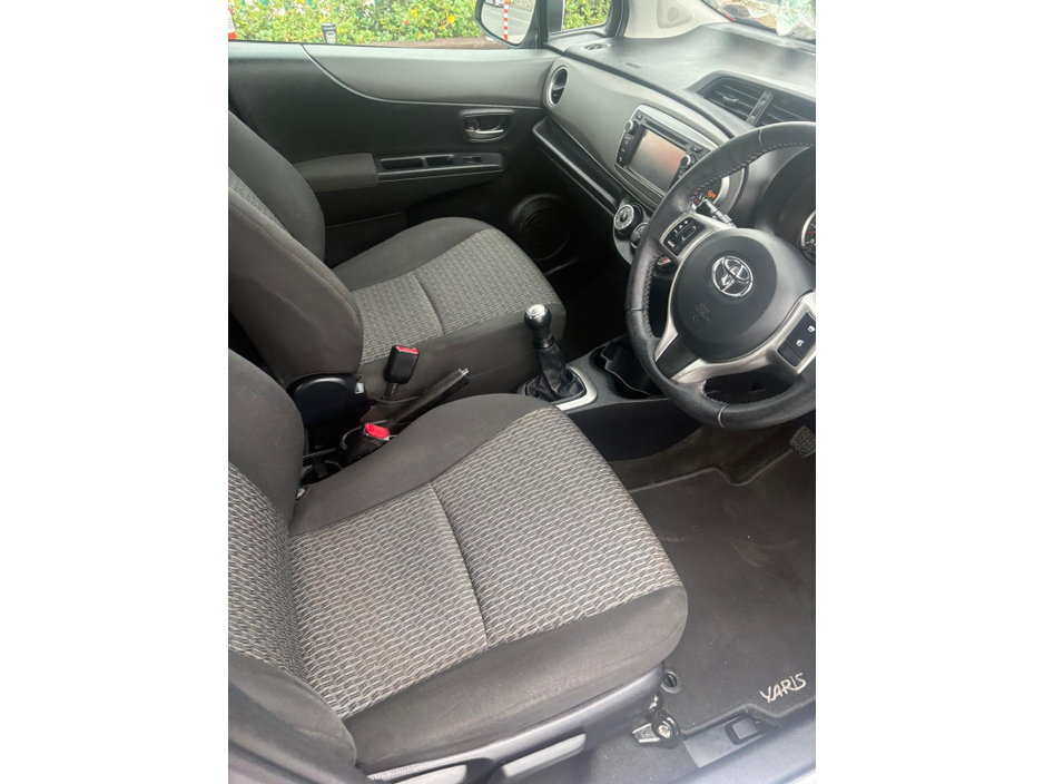 2014 Toyota Yaris 1L Petrol For Sale Images