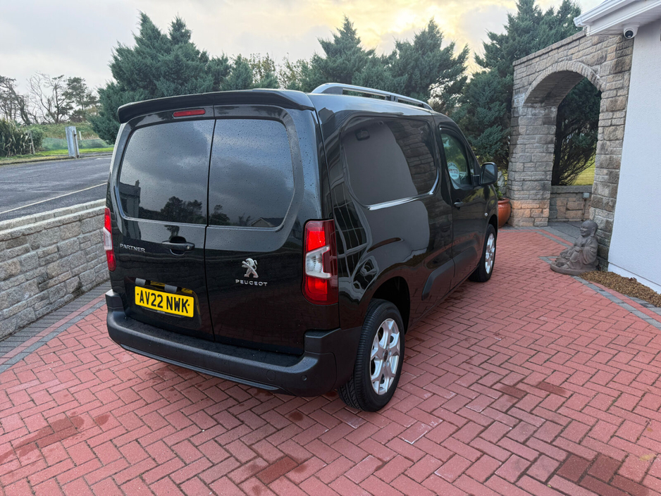 2022 Peugeot Partner 1.5L Diesel For Sale Images