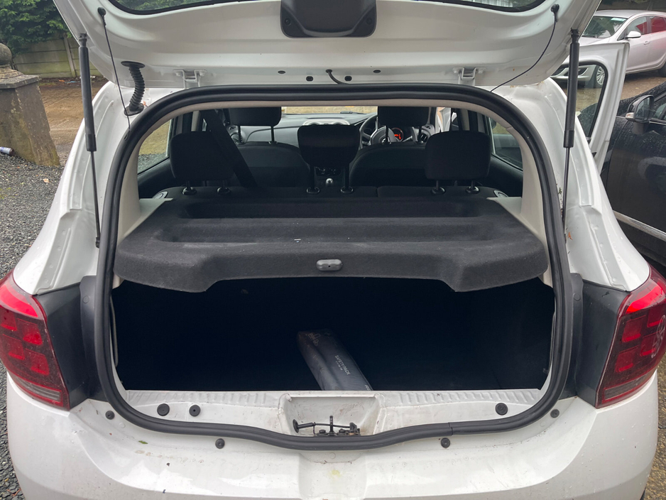 2019 Dacia Sandero 1.5L Diesel For Sale Images