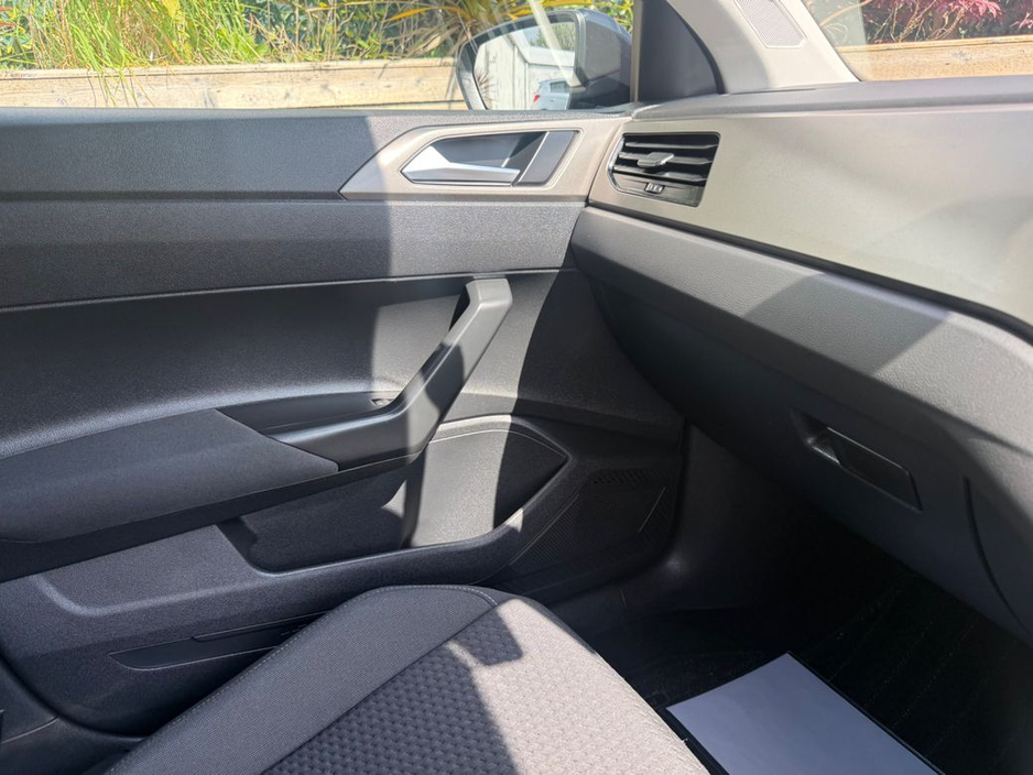 Volkswagen Polo 1.0 TSI AUTO / COMFORT LINE / TAX €190 — thumbnail 17