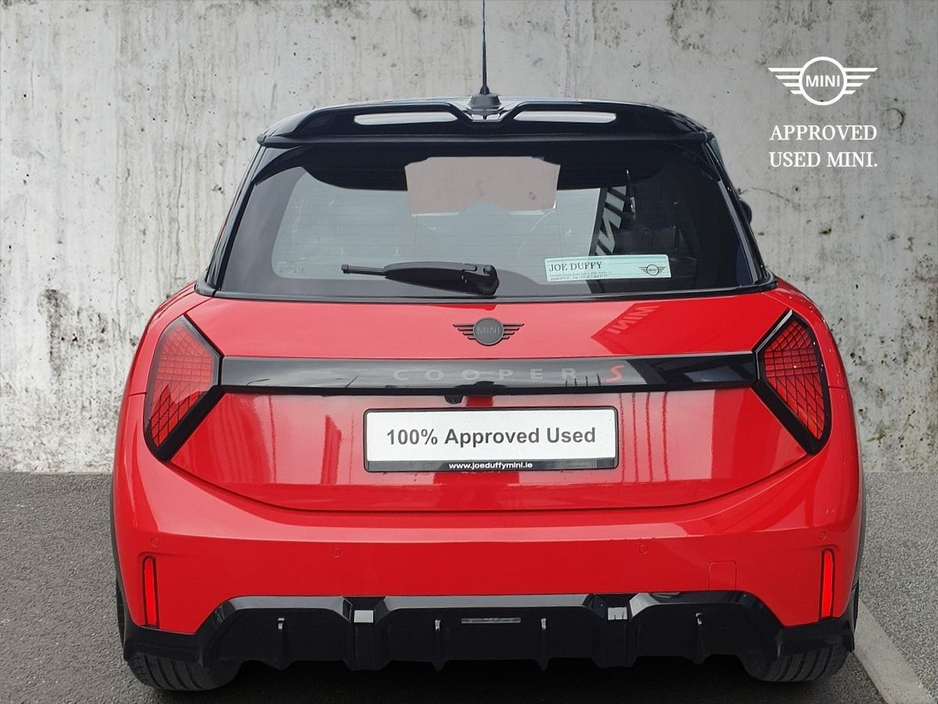 2024 MINI Hatch 2L Petrol For Sale Images