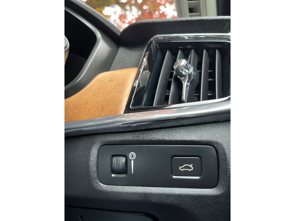 2017 Volvo V90 2L Diesel For Sale Images