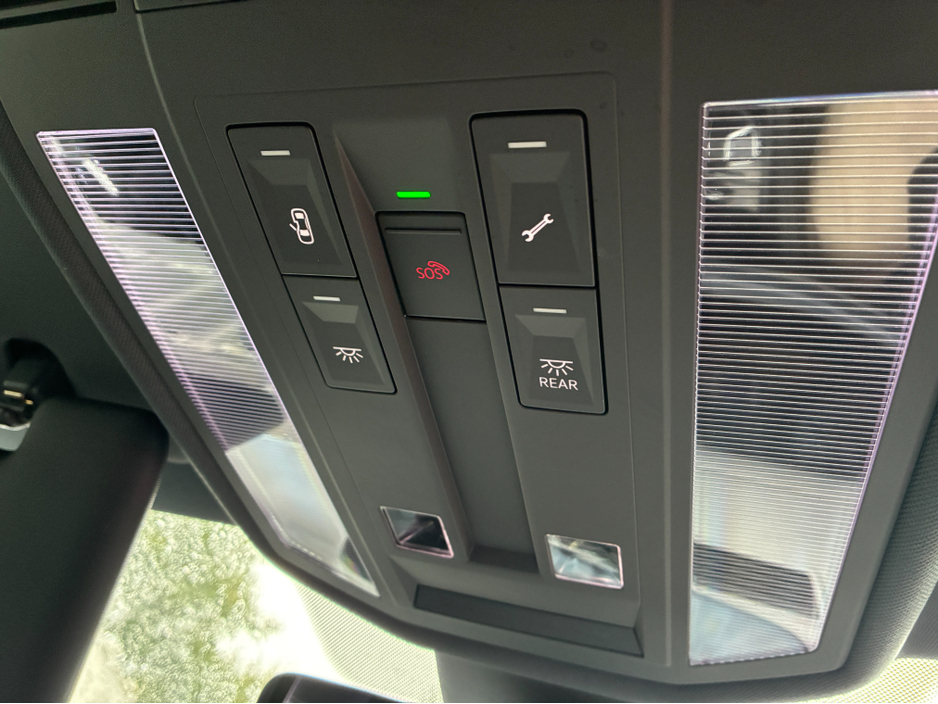 2025 Volkswagen Touareg 3L Diesel For Sale Images
