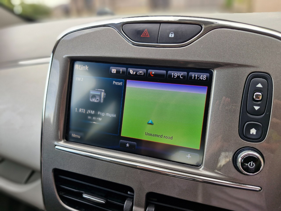 Renault Zoe SIGNATURE NAV BOSE EDTION — thumbnail 19