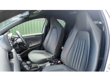 2020 Toyota Yaris 1L Petrol For Sale Images