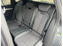 2023 Audi Q5 2.0L Petrol Plug-in Hybrid For Sale Images