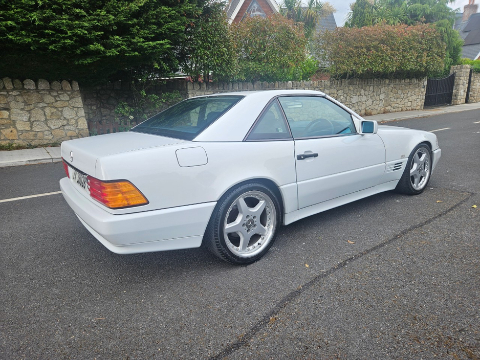 1991 Mercedes-Benz SL Class 3L Petrol For Sale Images