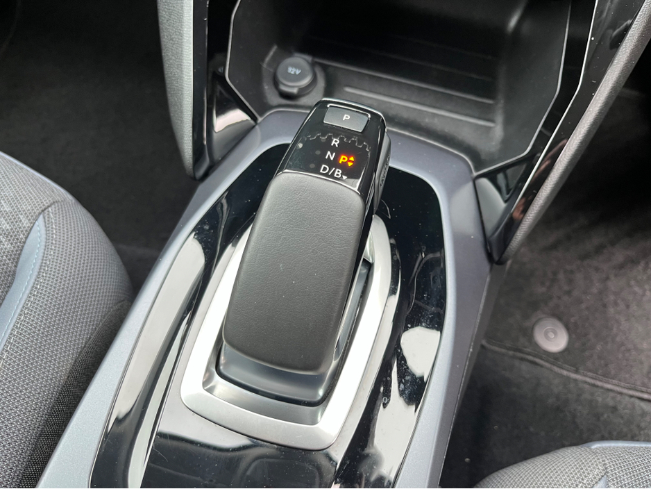 2021 Peugeot 2008 0L Electric For Sale Images