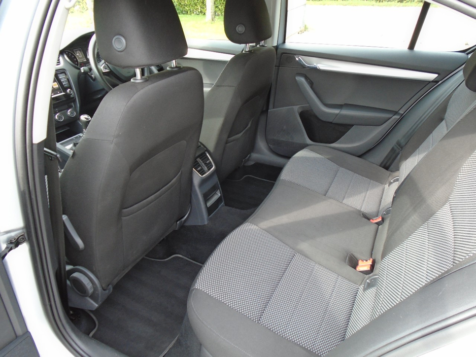 2017 Skoda Octavia 1.6L Diesel For Sale Images