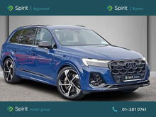 Audi Q7 S-LINE Black Edition 55 TFSI e