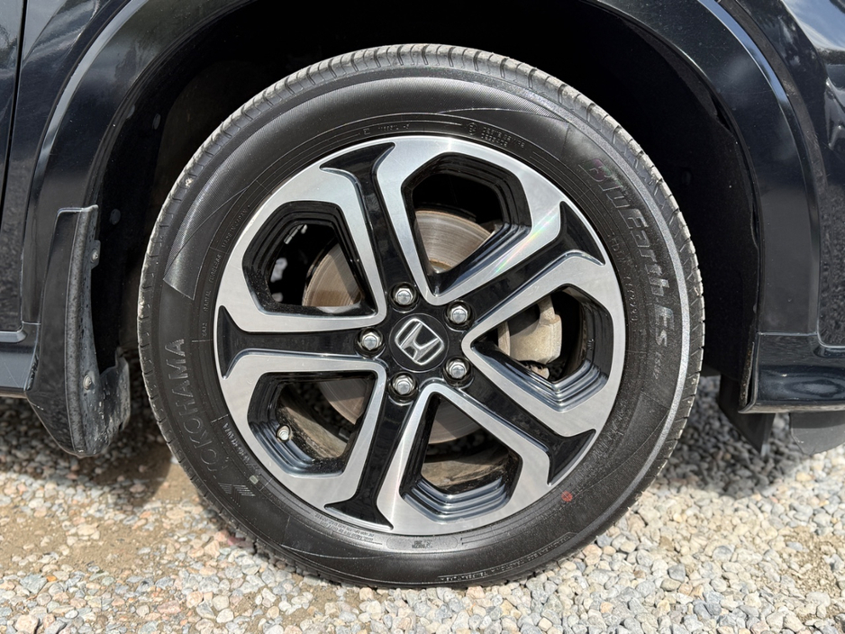 2014 Honda Vezel 1.4L Petrol Hybrid For Sale Images