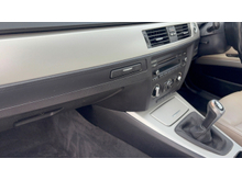 2011 BMW 3 Series 2L Diesel For Sale Images