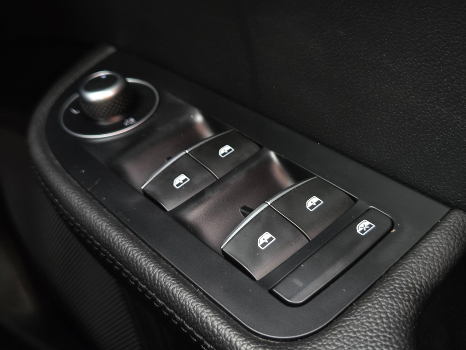 2018 Alfa Romeo Giulia 2.1L Diesel For Sale Images