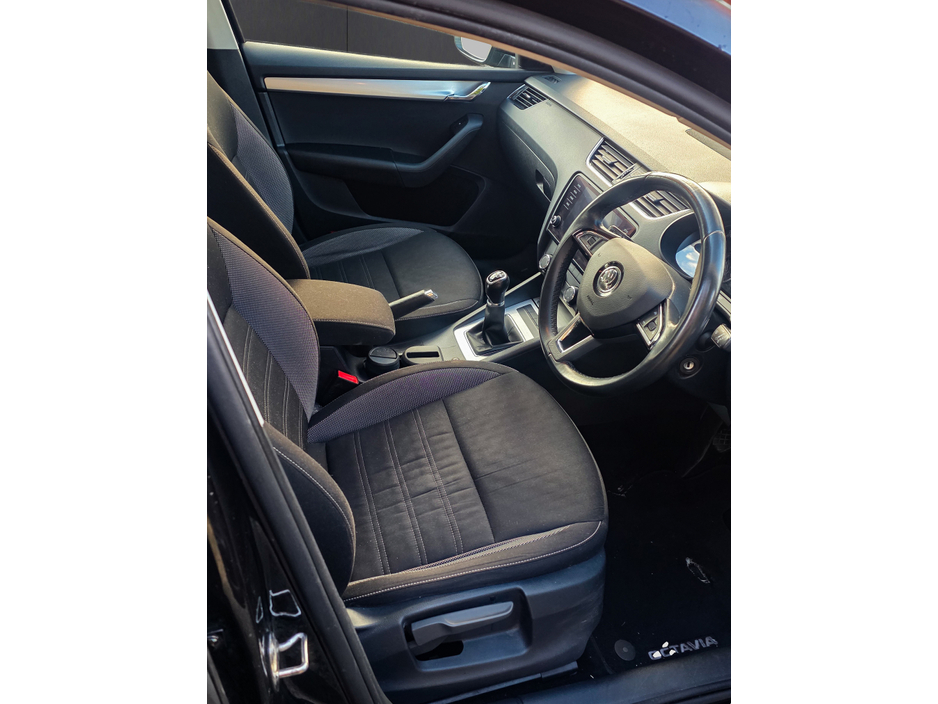 2020 Skoda Octavia 1.6L Diesel For Sale Images