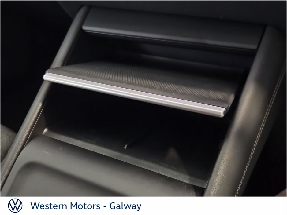 Volkswagen Tiguan Launch Edition 2.0 TDI 150HP DSG,New Model,18" Upgrade Alloys,Rear Camera,Digital Dash,App Connect,Elec Bootlid + much more — thumbnail 34
