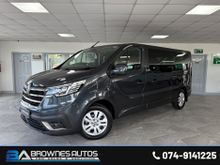 2025 Renault Trafic 2L Diesel For Sale Images