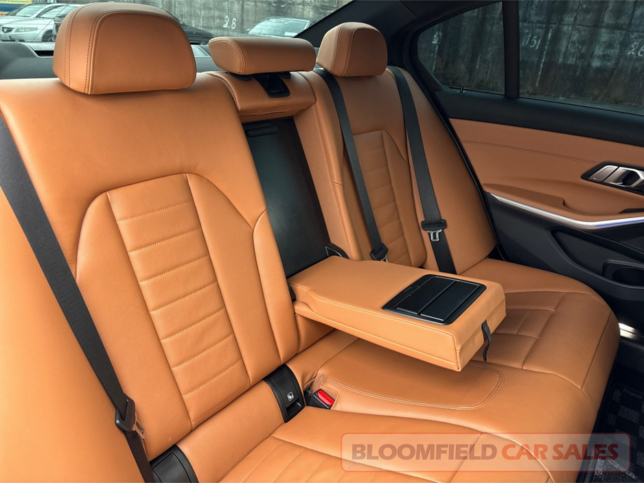 BMW 3 Series 320D MSPORT , AUTO // TAN INTERIOR — thumbnail 31