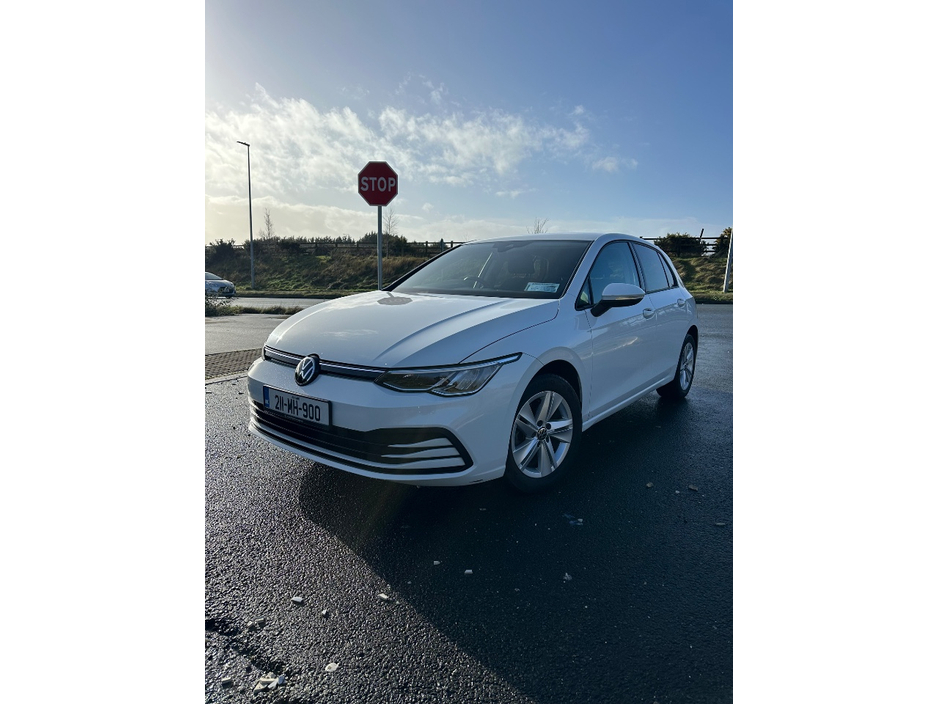 Volkswagen Golf LIFE 1.0 TSI 110HP 5DR