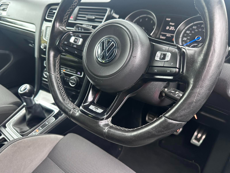 2014 Volkswagen Golf 2L Petrol For Sale Images