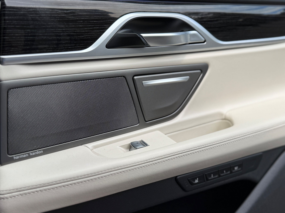 2020 BMW 7 Series 3L Diesel For Sale Images