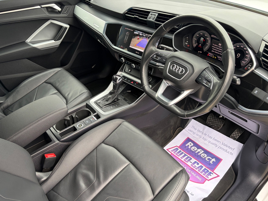 2023 Audi Q3 1.4L Petrol Plug-in Hybrid For Sale Images
