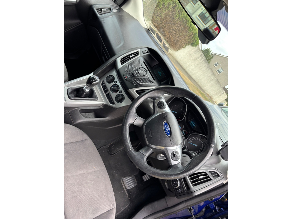 Ford Focus EDITION 1.6 TDCI 95PS 4DR 2014MY — thumbnail 7