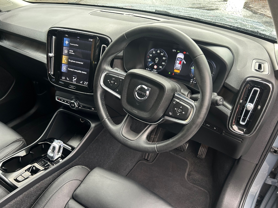 2023 Volvo XC40 1.5L Petrol Plug-in Hybrid For Sale Images