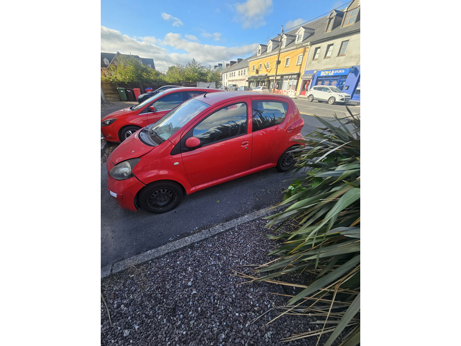 Toyota Aygo 1.0 5DR AURA — thumbnail 9
