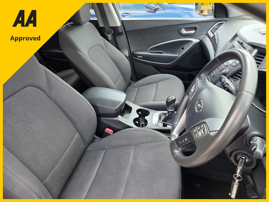 2014 Hyundai Santa Fe 2.2L Diesel For Sale Images