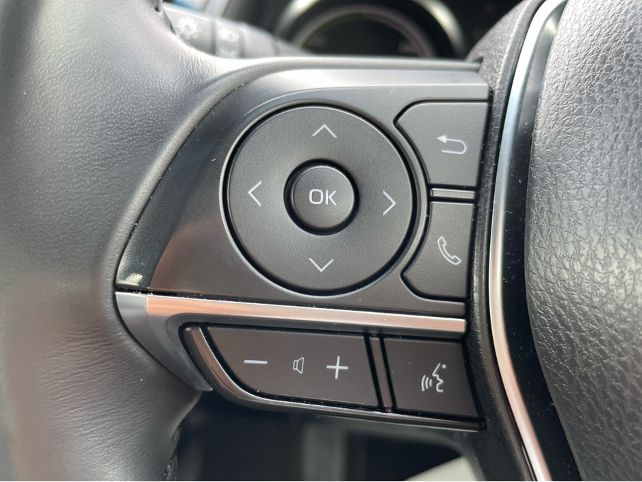 2022 Toyota Camry 2.5L Petrol Hybrid For Sale Images