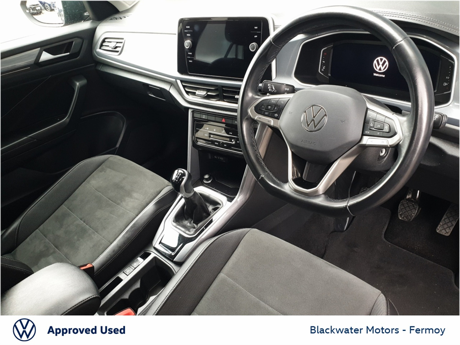 Volkswagen T-Roc 2.0TDI 116BHP STYLE WITH REAR VIEW CAMERA — thumbnail 8